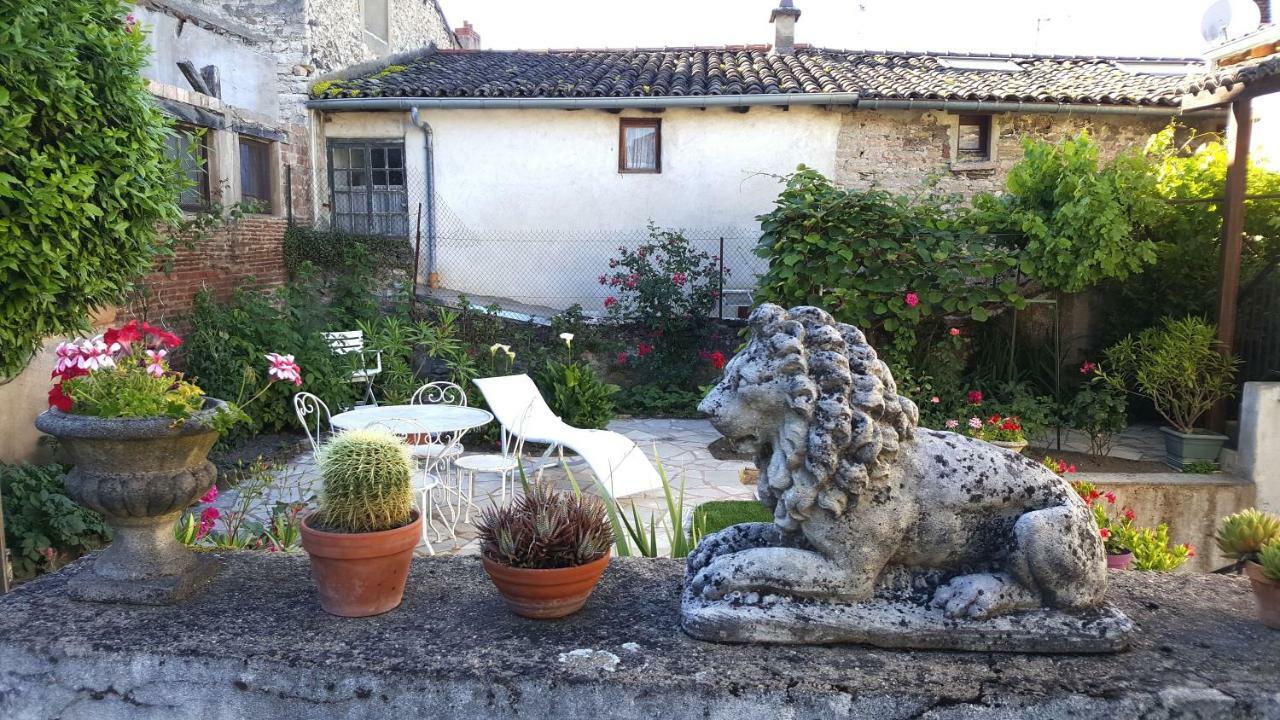 Tournus Belle Maison Vue Sur Saone Exterior foto